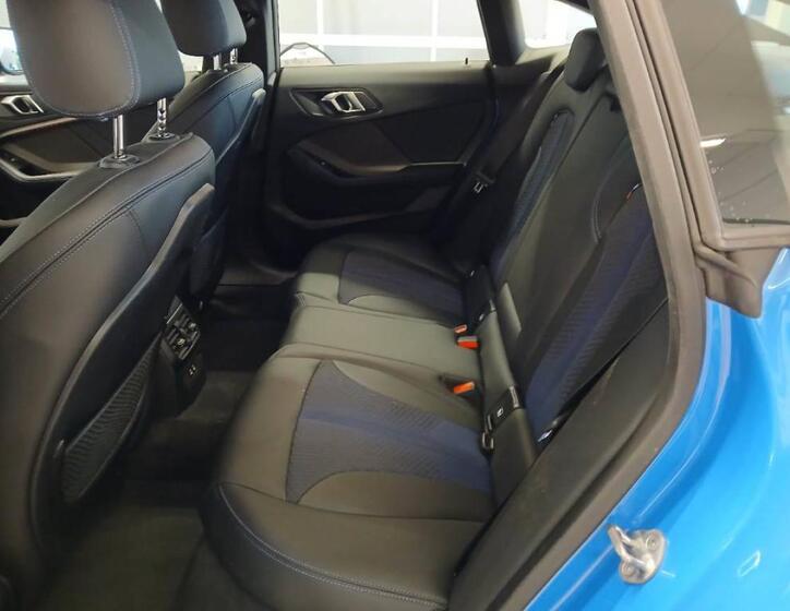 BMW Řada 2 4