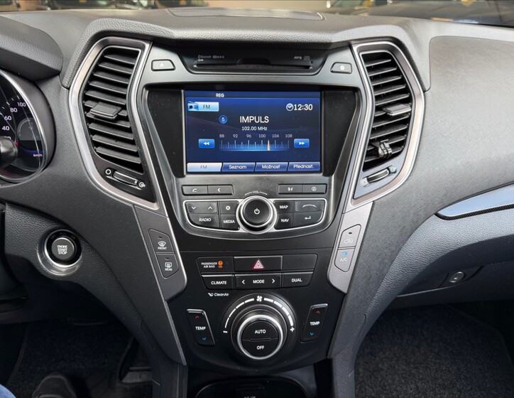 Hyundai Santa Fe 15