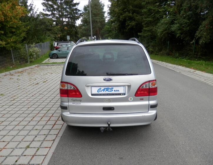 Ford Galaxy 8