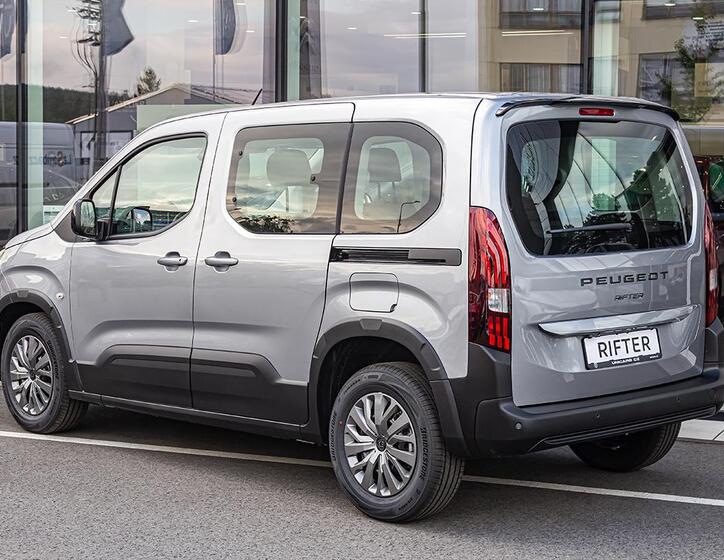 Peugeot Rifter 7