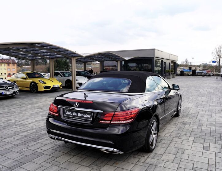 Mercedes-Benz Třídy E 6