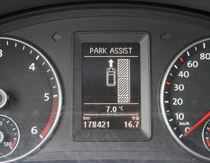 Volkswagen Touran 13