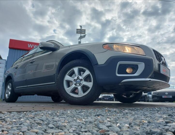Volvo XC70 40