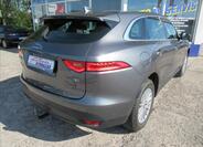 Jaguar F-Pace 5