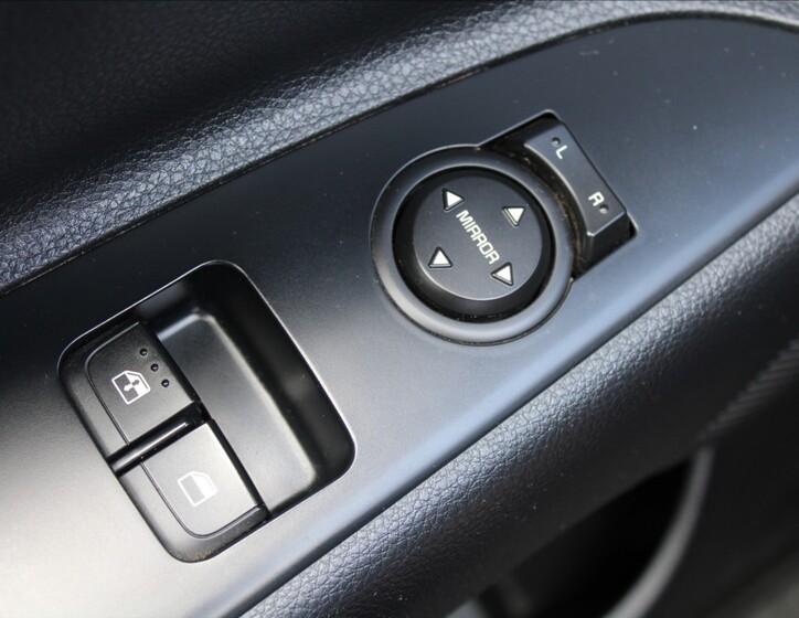 KIA Rio 17
