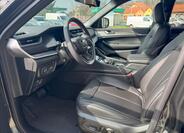 Jeep Grand Cherokee 8