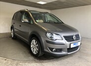 Volkswagen Touran 1