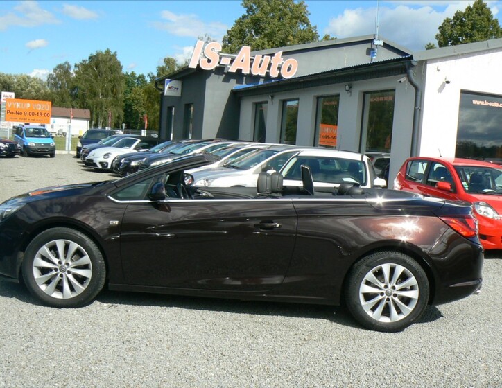 Opel Cascada 2