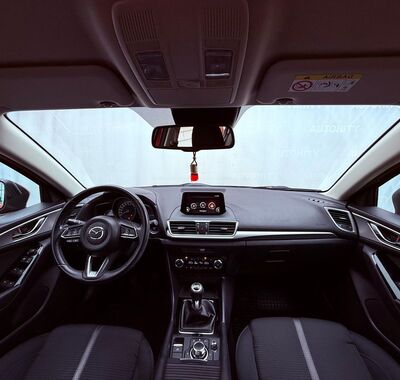 Mazda 3 13