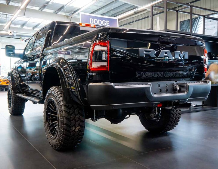 Dodge RAM 2