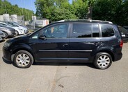 Volkswagen Touran 5