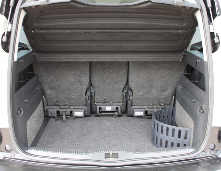 Škoda Roomster 16