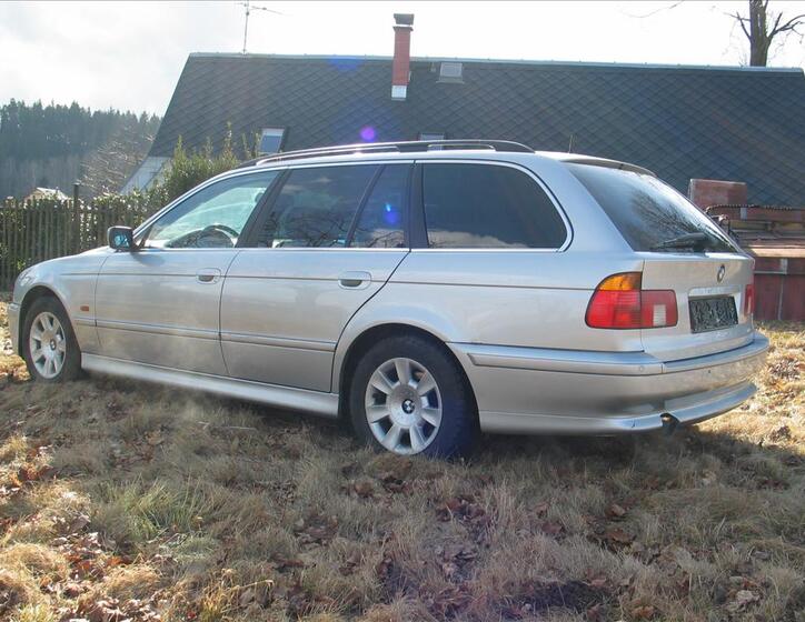 BMW Řada 5 16
