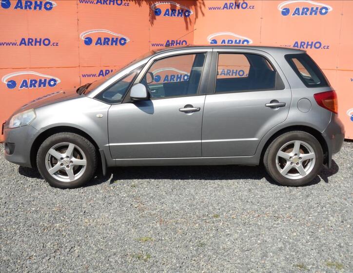 Suzuki SX4 4