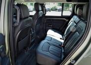 Land Rover Defender 20