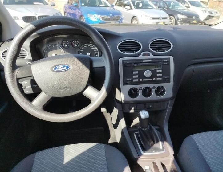 Ford Focus 9
