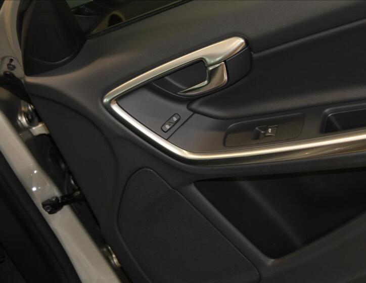 Volvo V60 22