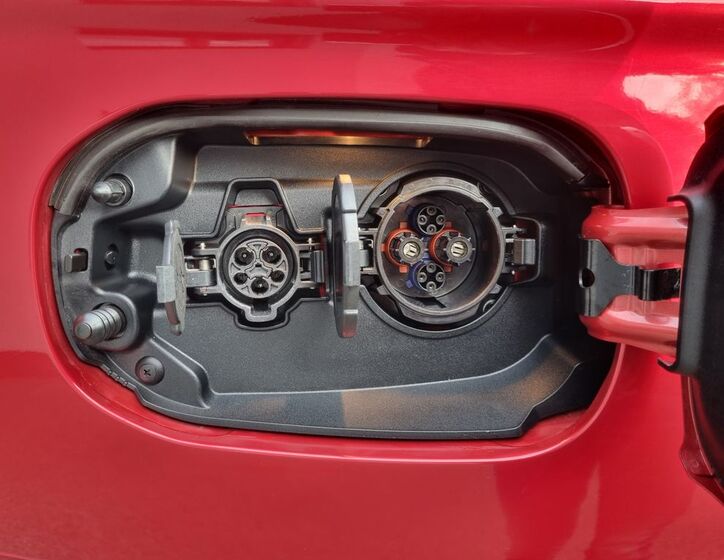 Mitsubishi Outlander 25