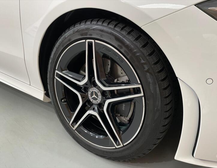Mercedes-Benz CLA 21
