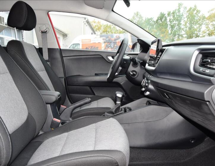KIA Stonic 4