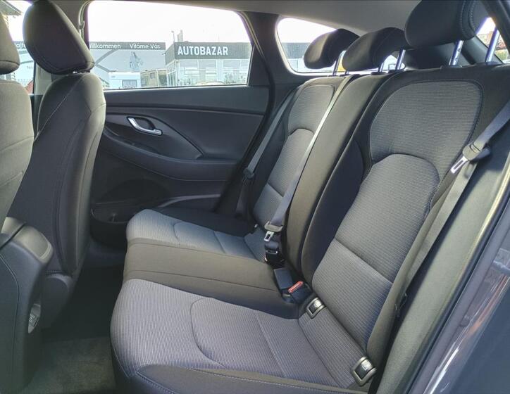 Hyundai i30 10