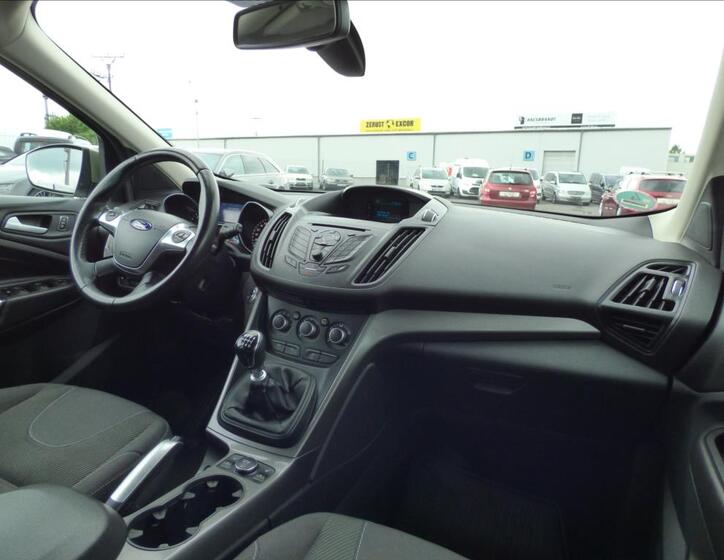Ford Kuga 41
