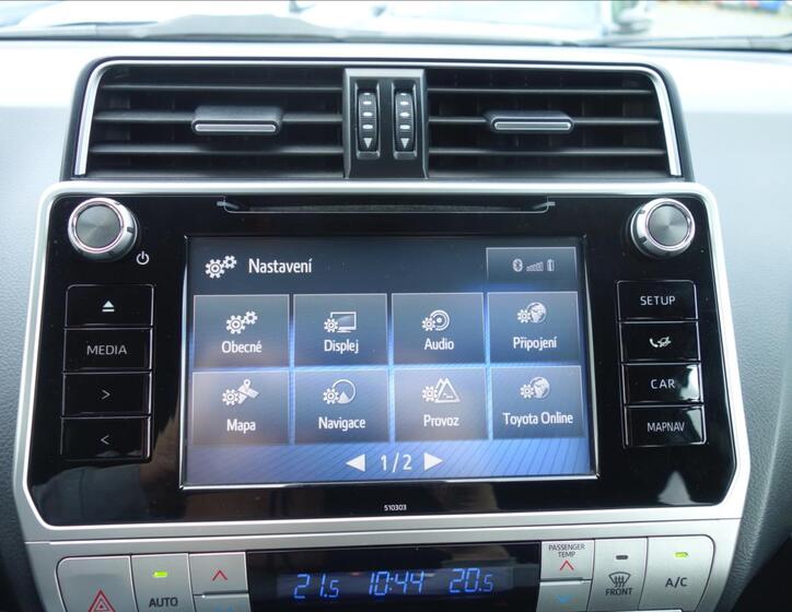Toyota Land Cruiser 28