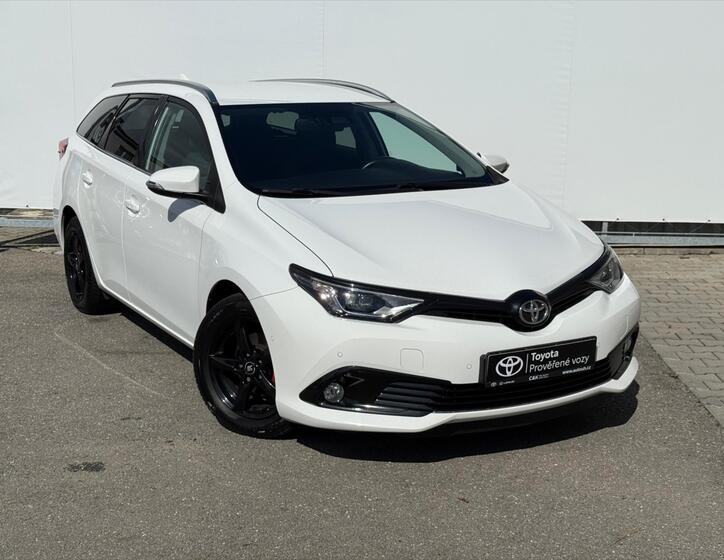 Toyota Auris 3