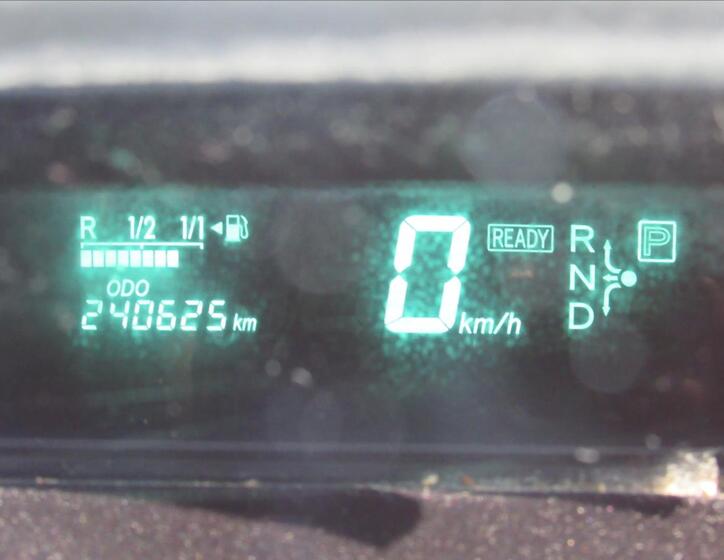 Toyota Prius 13