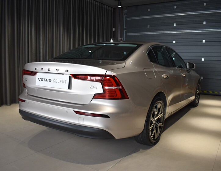 Volvo S60 4