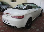 Alfa Romeo Spider 15