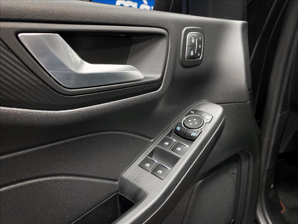 Ford Kuga 10