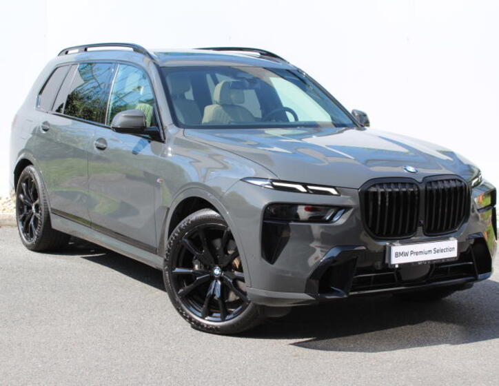 BMW X7 8