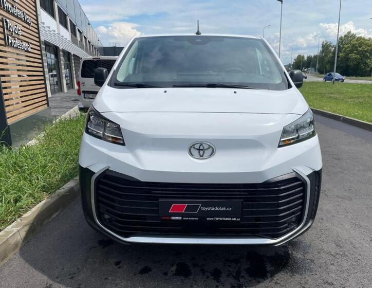Toyota ProAce 6