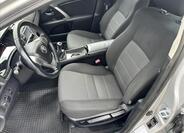 Toyota Avensis 12