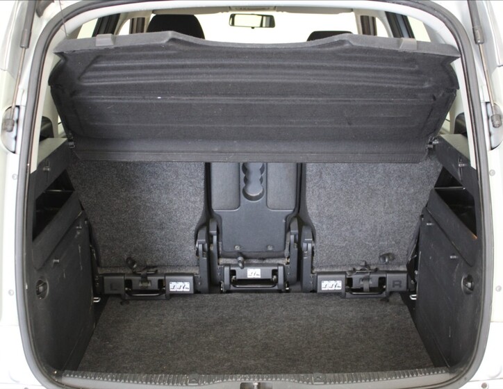 Škoda Roomster 20