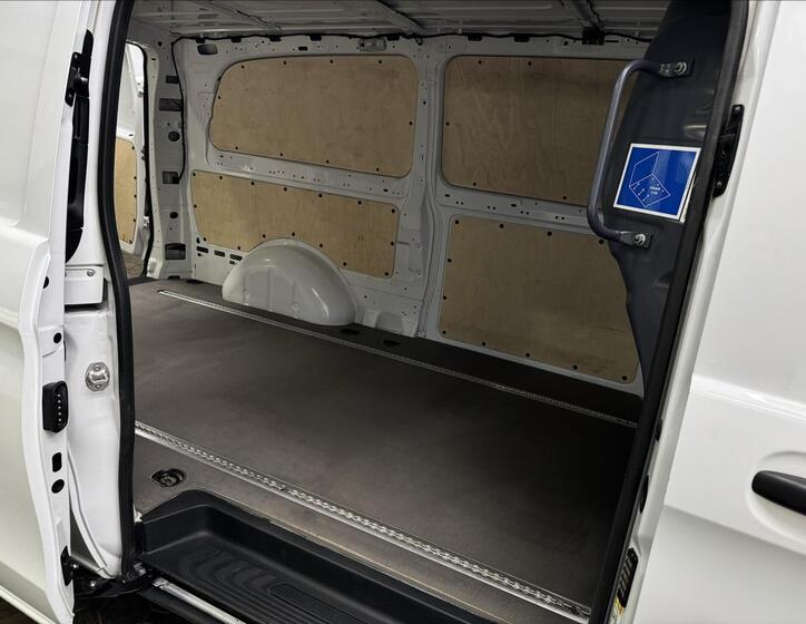 Mercedes-Benz Vito 28