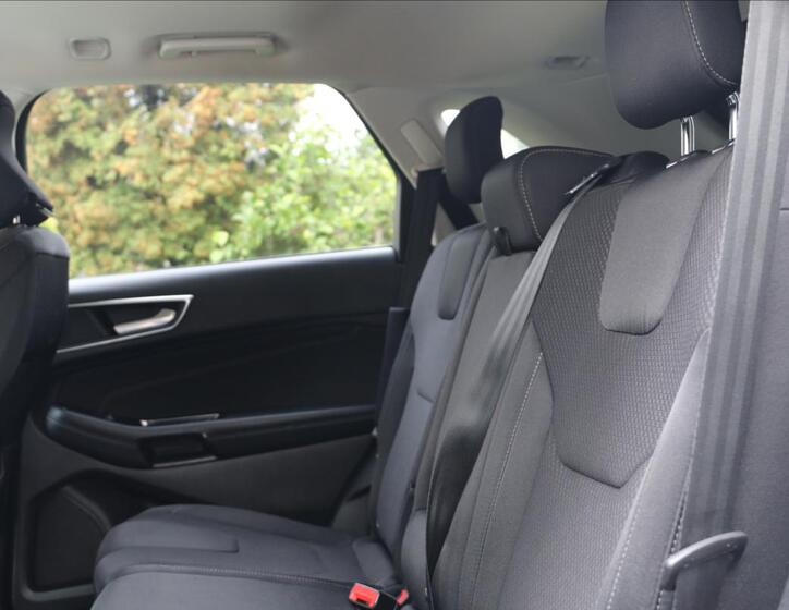 Ford Edge 38