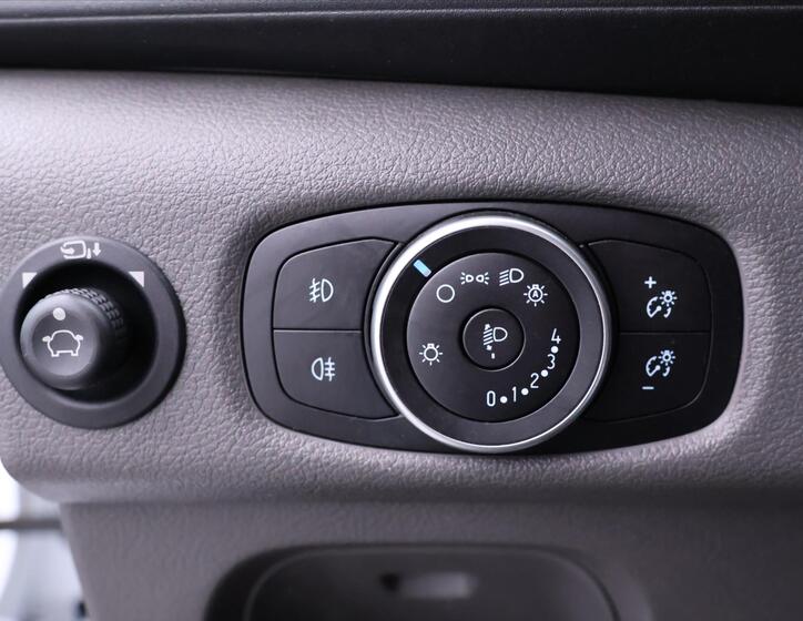 Ford Transit 14