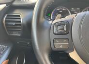 Lexus NX 300h 13