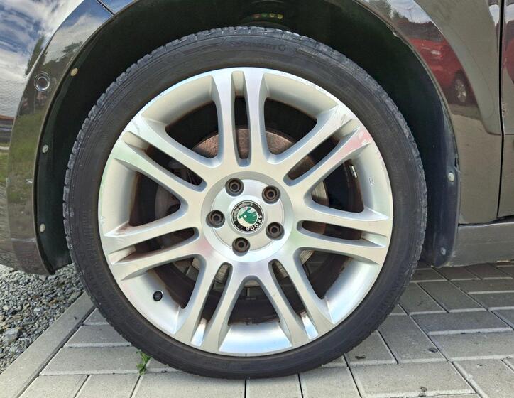 Škoda Superb 35