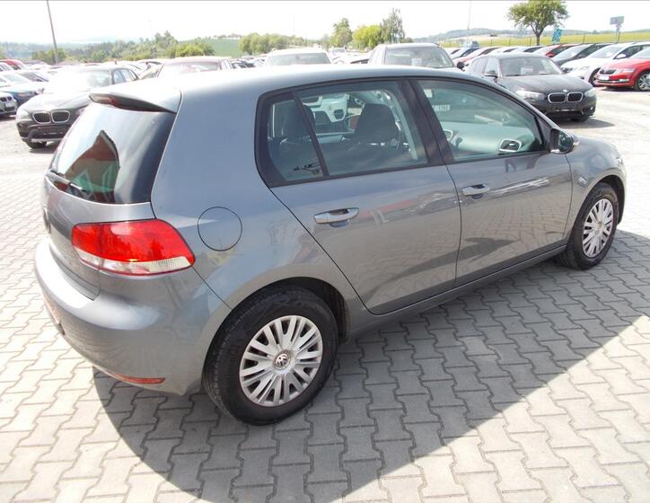 Volkswagen Golf 8