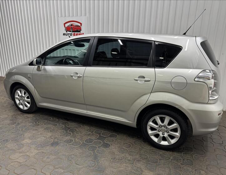 Toyota Corolla Verso 5