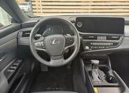 Lexus ES 300h 6