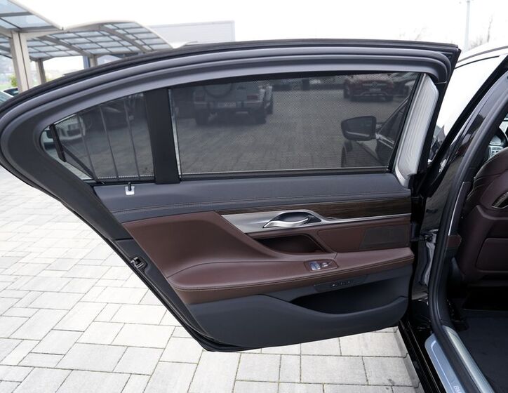 BMW Řada 7 19