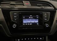 Volkswagen Touran 8
