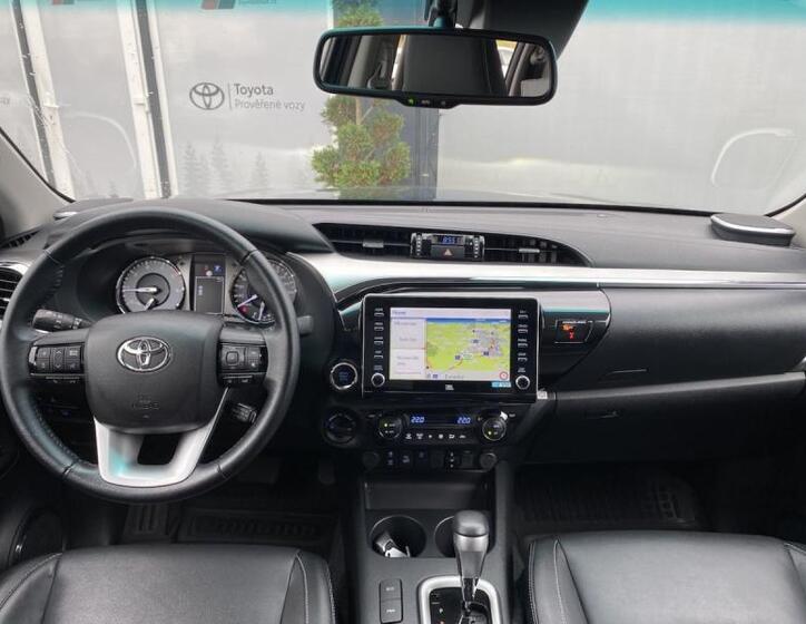 Toyota Hilux 14