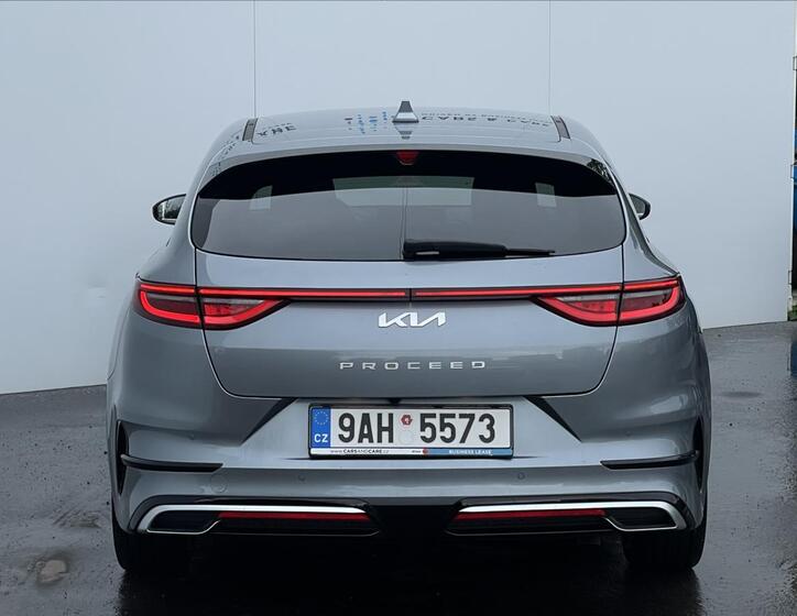 KIA ProCeed 22