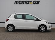 Toyota Yaris 8