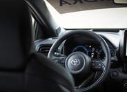 Toyota Yaris 9